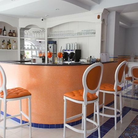 Odysseus Hotel 리파리 외부 사진