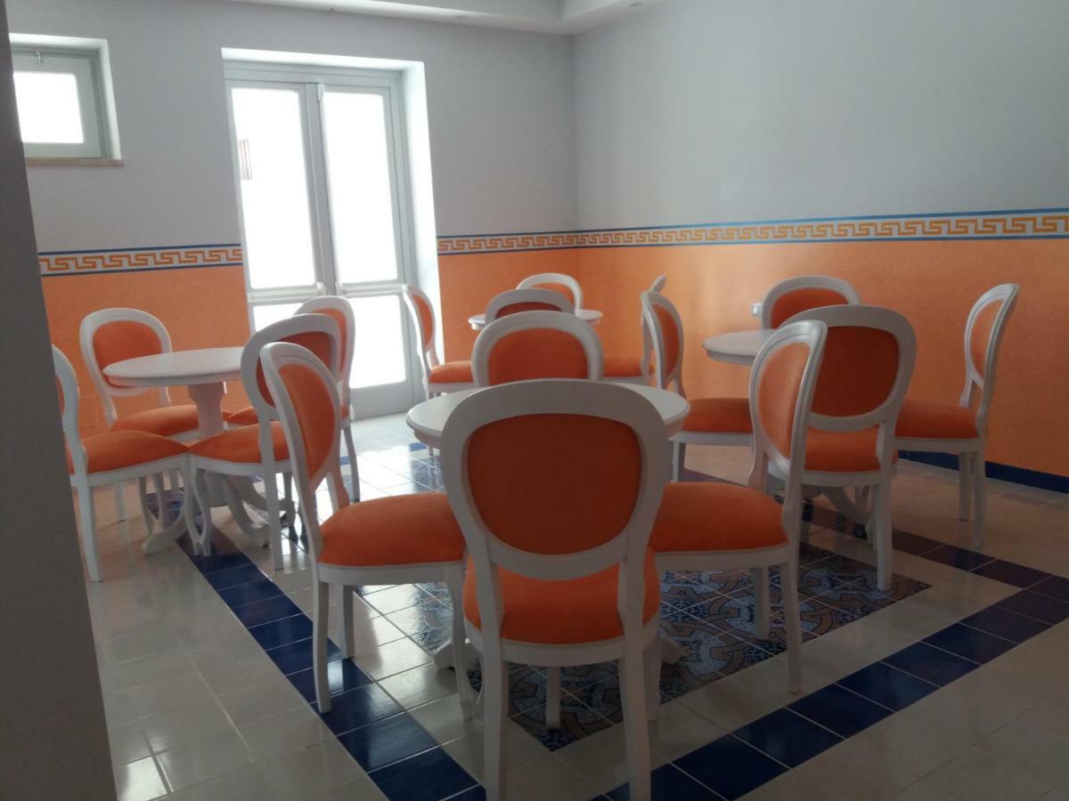 Odysseus Hotel 리파리 외부 사진