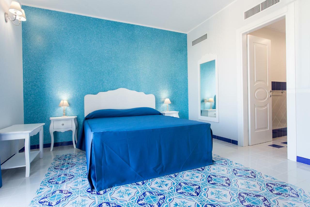 Odysseus Hotel 리파리 외부 사진