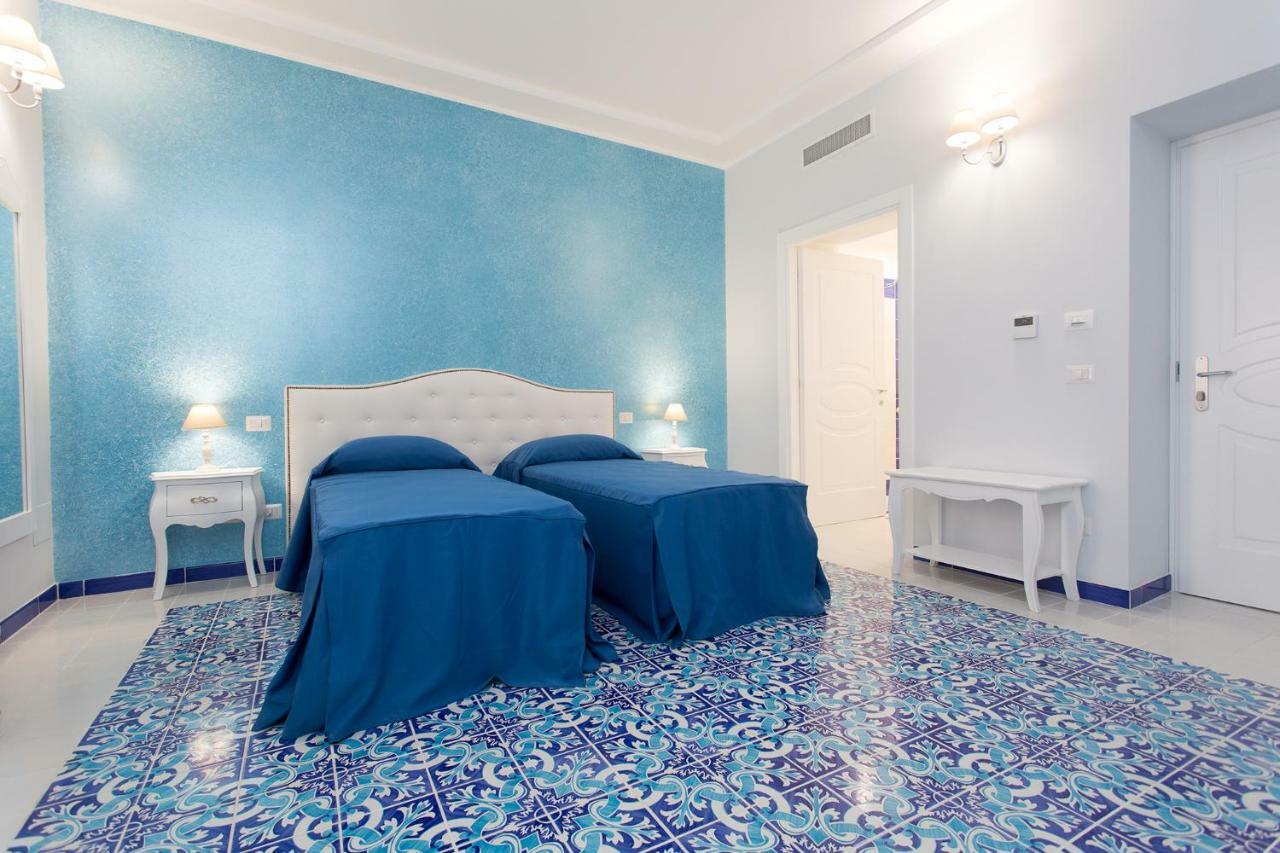 Odysseus Hotel 리파리 외부 사진