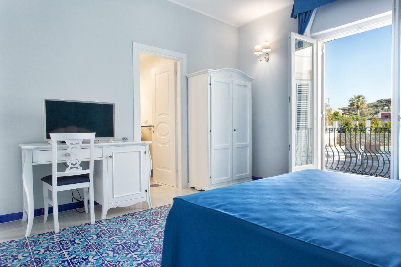 Odysseus Hotel 리파리 외부 사진