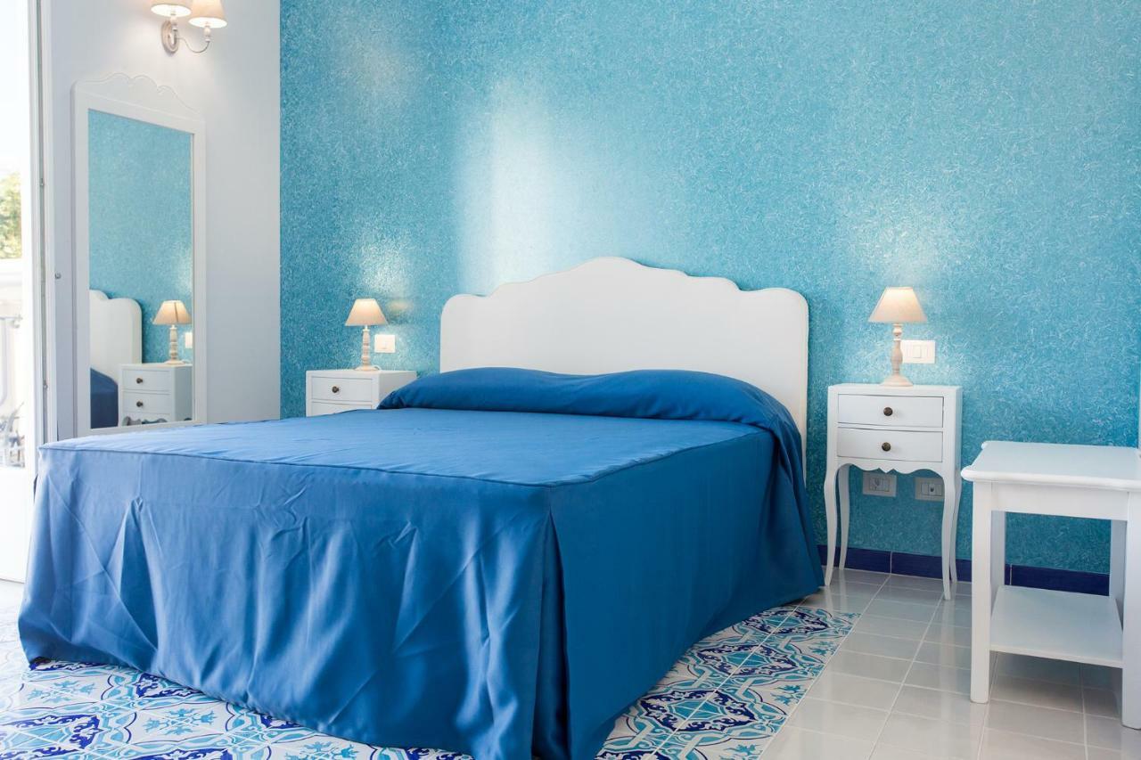 Odysseus Hotel 리파리 외부 사진