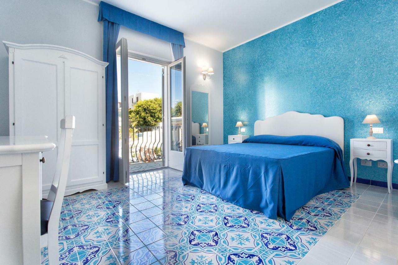 Odysseus Hotel 리파리 외부 사진
