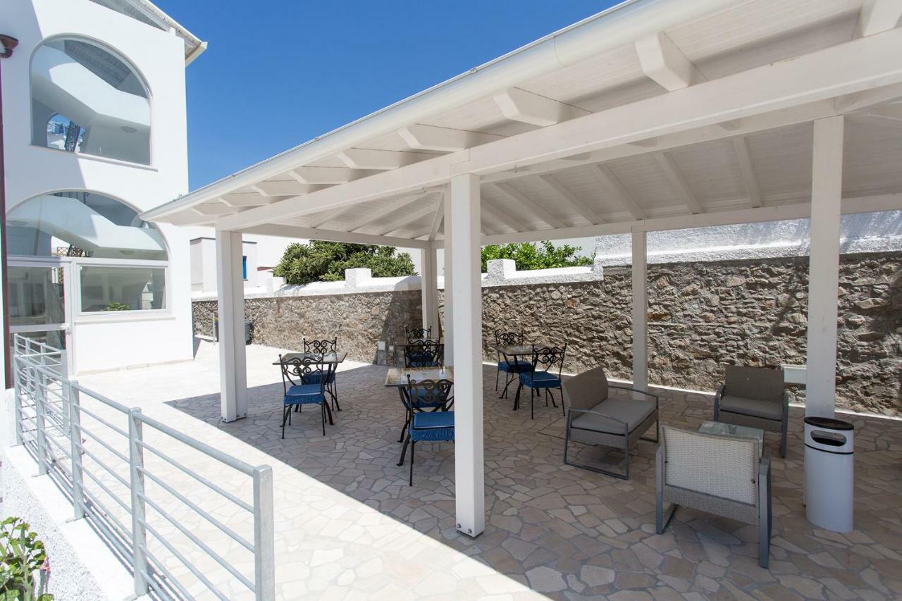 Odysseus Hotel 리파리 외부 사진