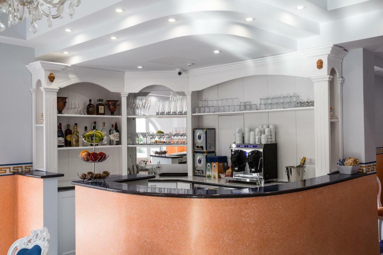 Odysseus Hotel 리파리 외부 사진