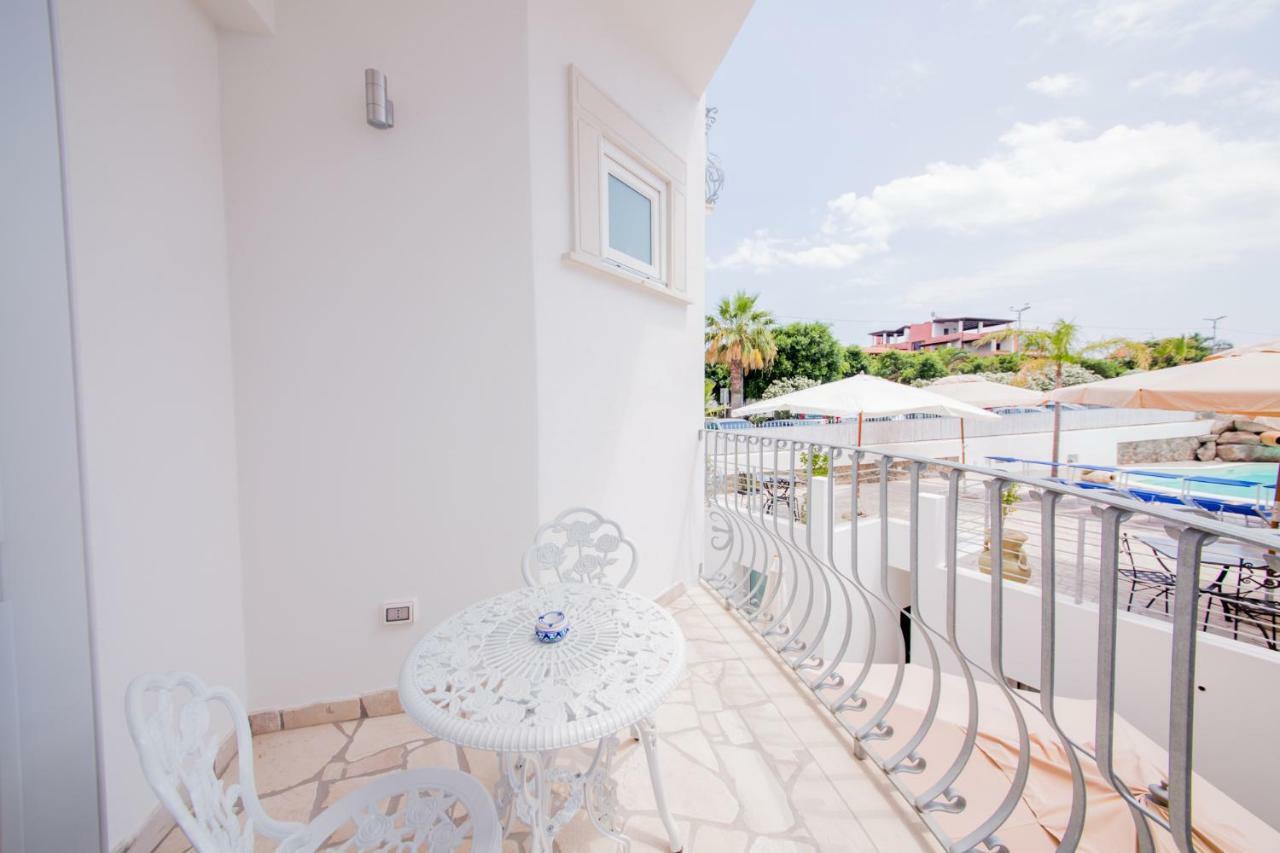 Odysseus Hotel 리파리 외부 사진